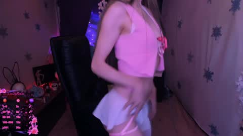   online show from January 25, 11:22 pm