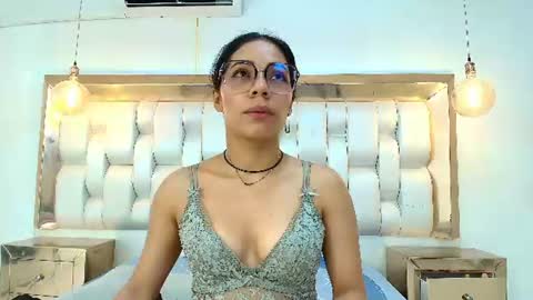 AZUL online show from August 3, 8:03 pm