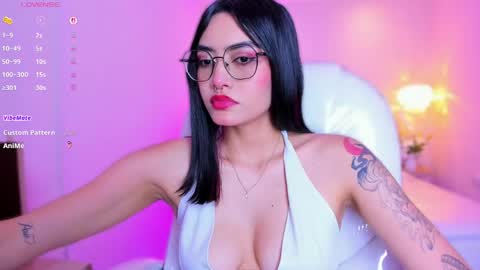 Azura online show from April 30, 8:57 pm