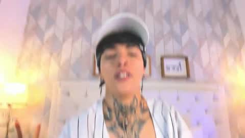 Anny online show from April 29, 4:05 am