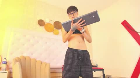 Snapshot of b3k_afrodict chatting on September 14, 8:18 pm Anny online show from September 14, 8:18 pm