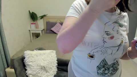 Snapshot of b_bonya_m chatting on January 16, 5:00 am Bonya online show from January 16, 5:00 am