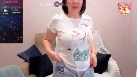 Snapshot of b_bonya_m chatting on October 8, 5:23 am Bonya online show from October 8, 5:23 am