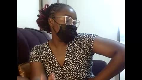 babrah_ online show from April 8, 10:12 pm