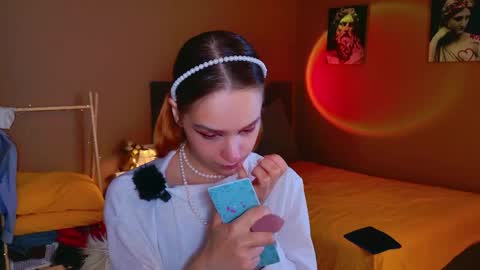 baby1cute1face online show from May 6, 12:03 am