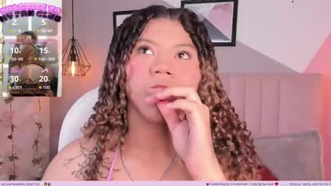 baby__kitty_ online show from November 19, 7:14 pm