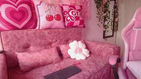 Juanita online show from March 16, 10:35 pm