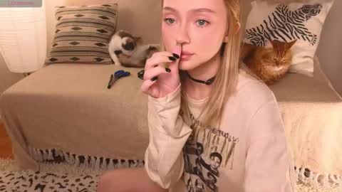 bb adele  online show from October 28, 4:24 pm