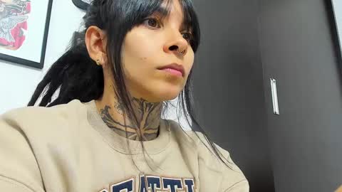 BomBom online show from February 27, 8:53 pm