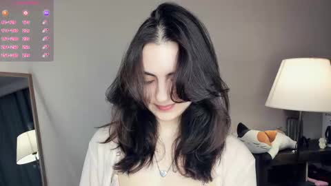 Emily online show from December 16, 7:03 am