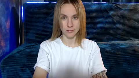 baby_kitte online show from July 10, 8:15 am