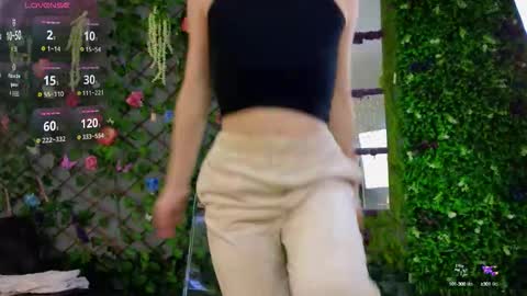 Snapshot of baby_nyco chatting on October 13, 5:04 pm Baby Nico online show from October 13, 5:04 pm