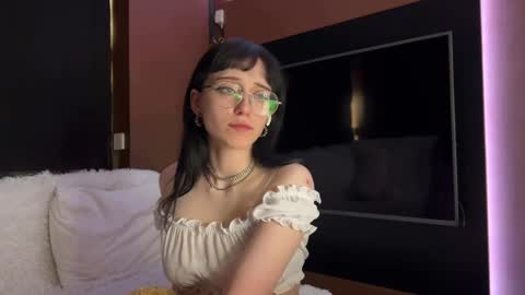 Eva online show from May 10, 9:11 am