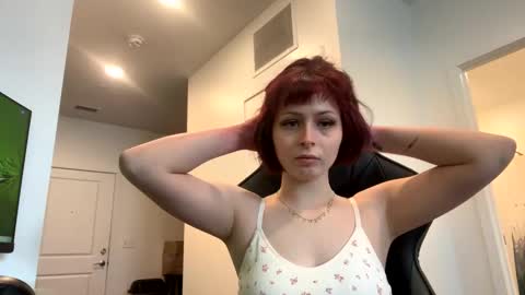 Snapshot of babyblue0194 chatting on February 14, 8:26 pm babybray online show from February 14, 8:26 pm