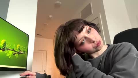 Snapshot of babyblue0194 chatting on January 13, 6:16 pm babybray online show from January 13, 6:16 pm