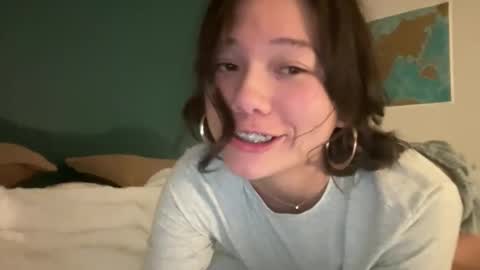 ava online show from May 7, 5:23 am
