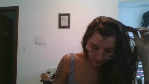Snapshot of babydemon6 chatting on January 29, 6:17 pm babydemon6 online show from January 29, 6:17 pm