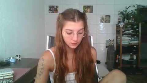 babydemon6 online show from February 3, 4:23 pm