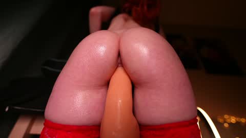 Snapshot of babydoll_laura chatting on October 5, 3:50 pm babydoll_laura online show from October 5, 3:50 pm