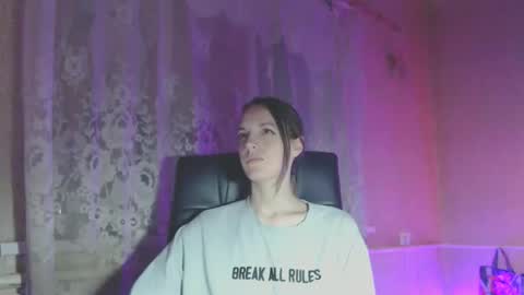 Sonya online show from April 29, 8:14 pm