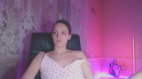 Sonya online show from March 6, 9:10 pm