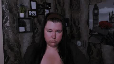 BabyTaera online show from July 2, 9:04 am