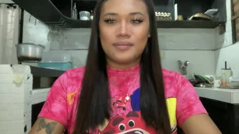 AMARA - FOLLOW ME AND THUMBS UP online show from June 27, 7:42 pm