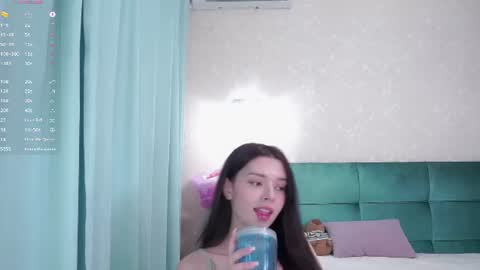 Hello my name is Ariella online show from August 6, 4:47 pm