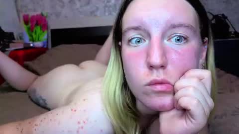 holly online show from July 9, 3:58 pm