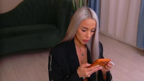 bailey_rush online show from May 1, 3:59 pm