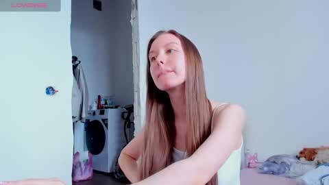Kira online show from April 28, 12:42 pm