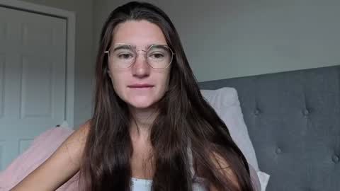 Bambi Farrina online show from August 6, 3:41 pm