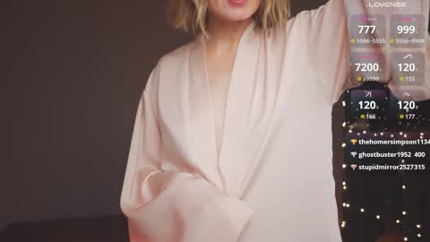 Ellen and  online show from January 10, 2:23 pm