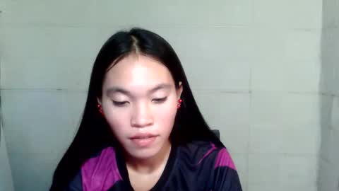 baninay810654 online show from May 8, 2:04 am
