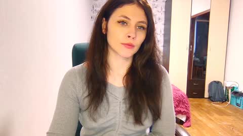 Snapshot of barbie_kill chatting on January 25, 1:46 pm Solomia or Mia online show from January 25, 1:46 pm