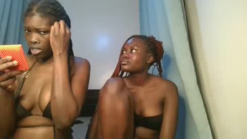 queen online show from December 4, 10:43 pm