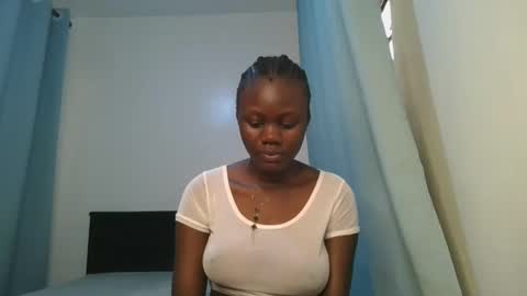 queen online show from February 19, 10:26 am