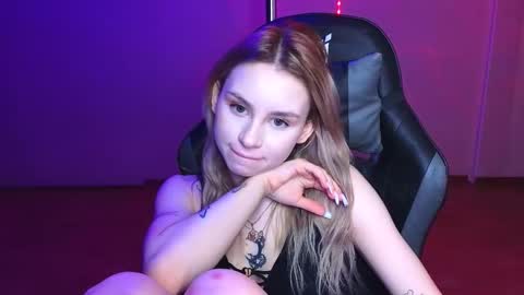 Eva online show from February 28, 9:44 pm