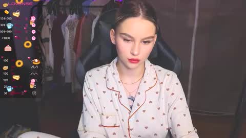 Eva online show from November 26, 3:13 pm