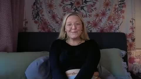 barbiegirl966 online show from March 13, 9:54 am