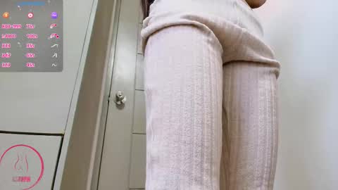 PukiPuki online show from November 11, 1:23 am