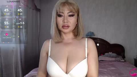 Lara online show from June 10, 4:44 am