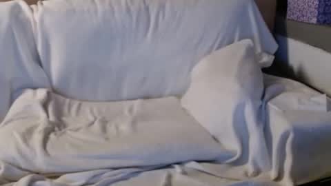 BeachyMILF online show from July 18, 5:26 pm