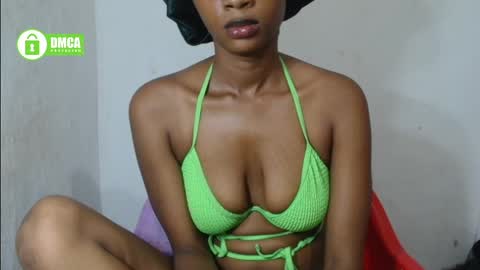 beakimber50 online show from April 29, 10:37 pm