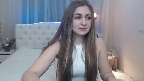 Snapshot of beataangel chatting on February 7, 8:22 am beataangel online show from February 7, 8:22 am
