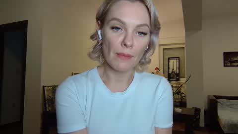 Snapshot of beautifulkollettee chatting on December 28, 9:51 pm Beautifulkollette online show from December 28, 9:51 pm