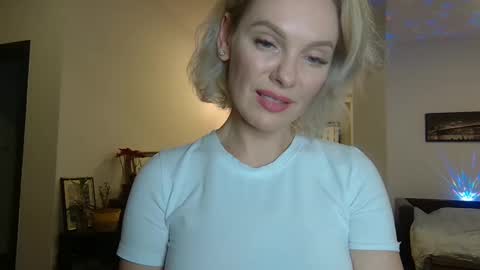 Snapshot of beautifulkollettee chatting on January 9, 10:52 pm Beautifulkollette online show from January 9, 10:52 pm