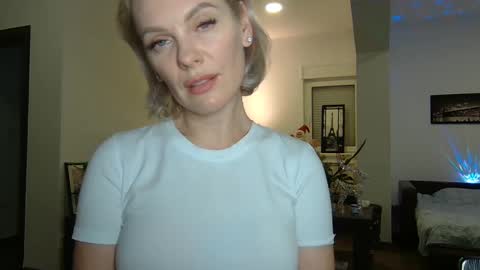 Snapshot of beautifulkollettee chatting on December 30, 10:01 pm Beautifulkollette online show from December 30, 10:01 pm