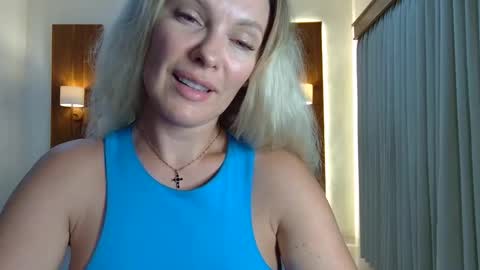 Snapshot of beautifulkollettee chatting on September 30, 3:06 pm Beautifulkollette online show from September 30, 3:06 pm