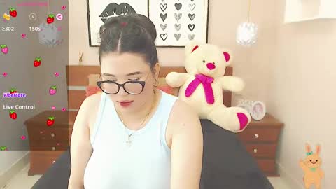 Snapshot of beautty_pink chatting on January 17, 3:00 pm beautty_pink online show from January 17, 3:00 pm